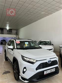 تۆیۆتا ڕاڤ 4